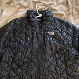 light north face zip up